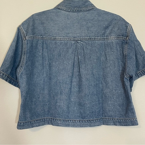 Madewell NWT Boxy Crop Button Up Shirt Airy Denim Edition Medium in Hallstead - Picture 10 of 12